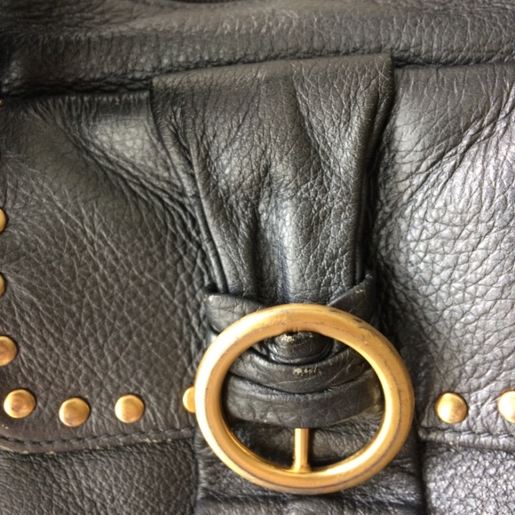 Soft Leather Shoulder Bag - Picture 2 of 7